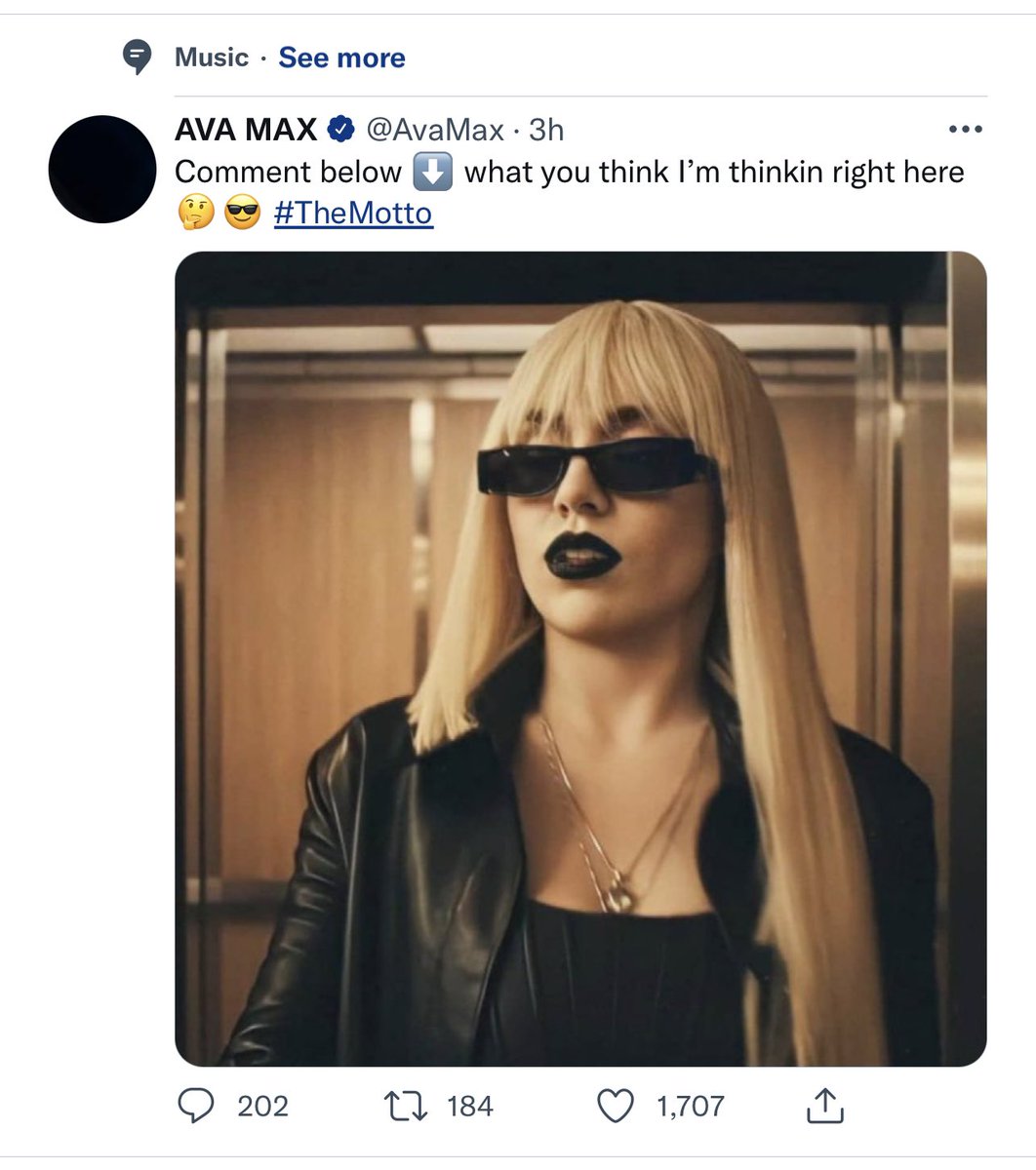 FAMEFROMABOVE's tweet photo. It’s shit like this why artists cry about oh why no one takes me seriously. Like you at you. Tweeting like a 12 year old trying to get some likes. Desperate for interacting. Like please love yourselves cause this ain’t it at all. https://t.co/I0opnd43jA
