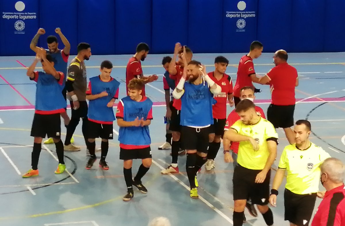 MatanzaSala's tweet photo. #VAMOSMATANZA
SENIOR:
¡SIEMPRE UNIDOS! ¡EQUIPO!
¡VAMOS DIABLOS! ⚫🔴🟢
#JuntosSomosFuertes #Matanzafs #2aDivisionB #Grupo6 #LNFS #TenerifeFutsal #Futsal #Canarias https://t.co/8jD7IU2rSa