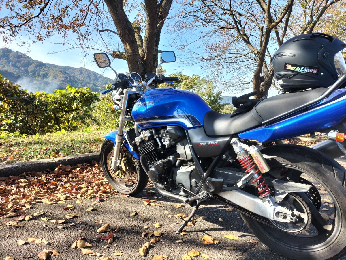 MAKO_sma's tweet photo. そろそろ乗り納めになりそう
寒いけどツーリング日和最高！ https://t.co/8iF4uvRPNz