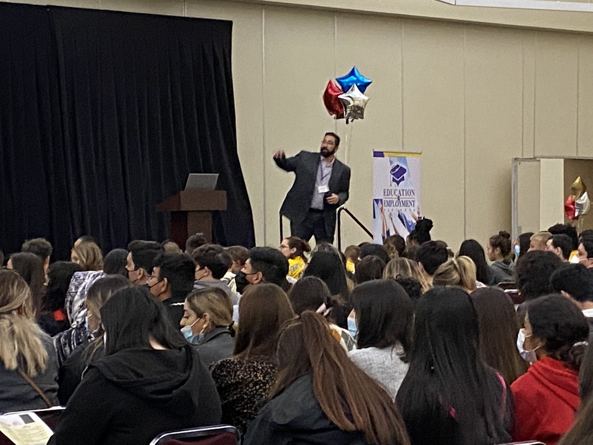 MariColunga8's tweet photo. Ray students at College and Career Conference #wbray https://t.co/XVK51X9b3M