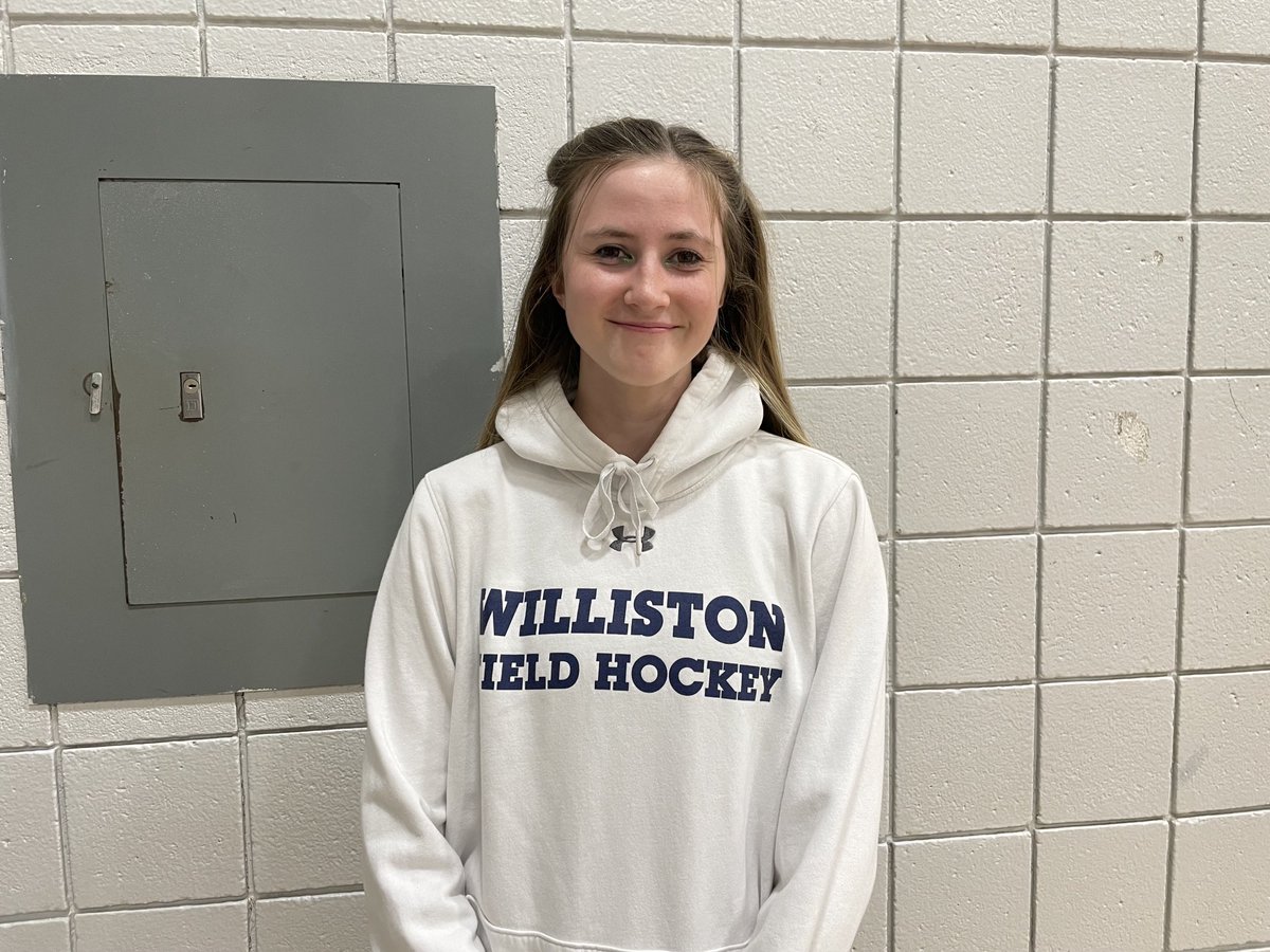 Willistonteams's tweet photo. Very proud of Lily Dardano ‘22’s selection as JV field hockey’s Athlete of the Week selection!! #passiontoplay #centermidfielder #supportiveteammate @WillistonNS https://t.co/0M7H9Jw2bH