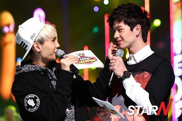 btobms_rie's tweet photo. D-8
131106 Show Champion MC
@BTOB_6SJ
#비투비 #BTOB #성재 #sungjae #waitingforbtob #오고멜 #오사멜 #예지앞사 #고거신기 #우리가_함께라면_뭔들_아름답지_않을까 #비투비영원하자 #너없인안된다 https://t.co/yioZZm15iL