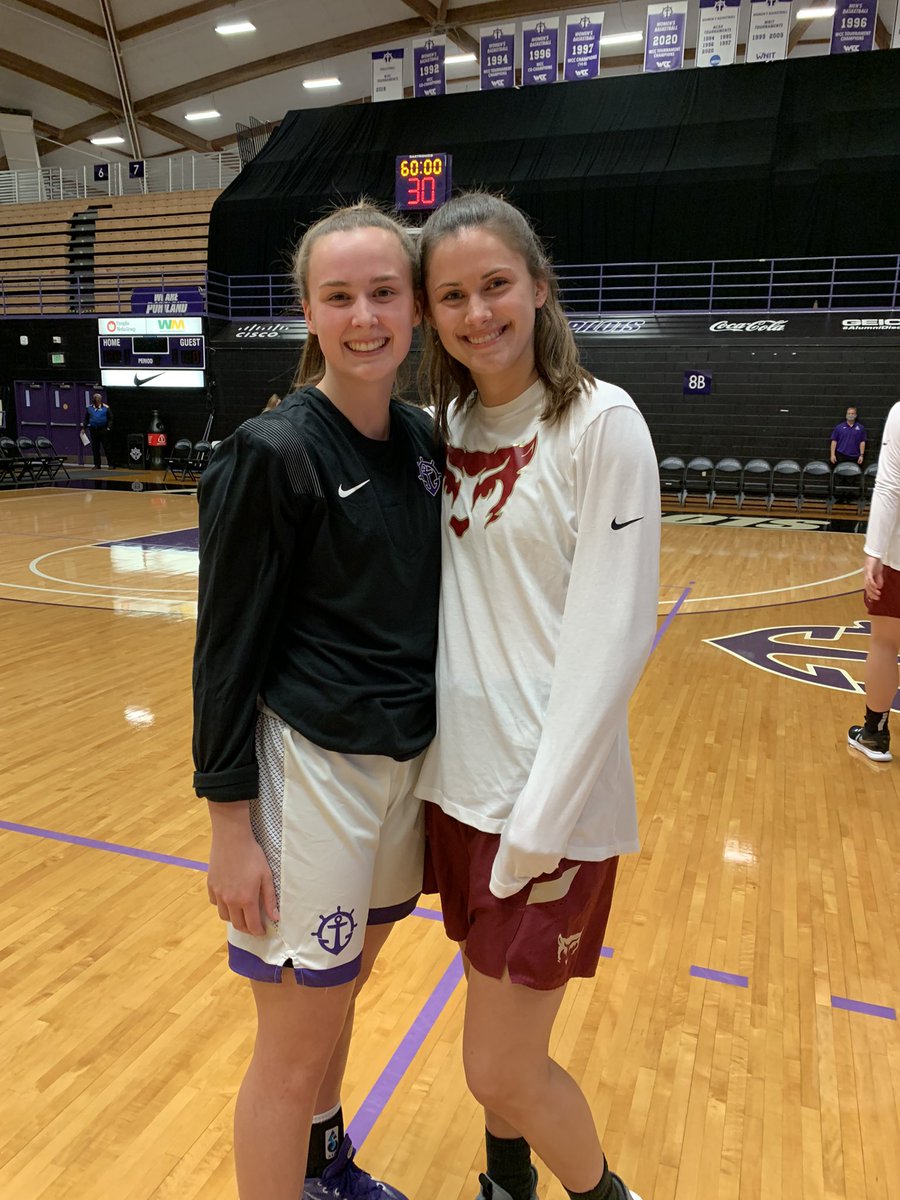 WU_CoachPeg's tweet photo. One of the greatest parts of athletics is the camaraderie that lasts a lifetime 🤍#HighSchoolTeammates 

@SunsetWBB @clutchplayers https://t.co/FRg8DHIgwK