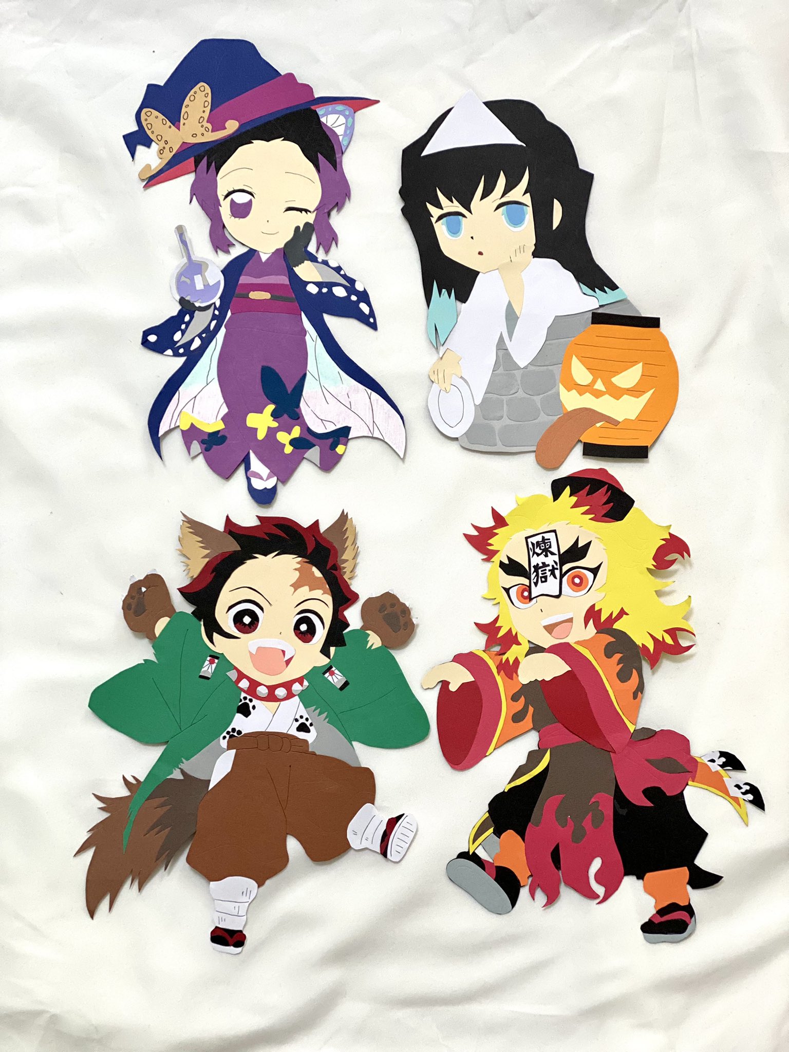O Xrhsths Mikee Sto Twitter やっと完成 仕事だったからハロウィンには間に合わなかったけど息子が大好きな鬼滅の刃のキャラクター ハロウィンver を画用紙で作ってみました 喜んでくれてよかった W 鬼滅の刃 画用紙アート 壁面