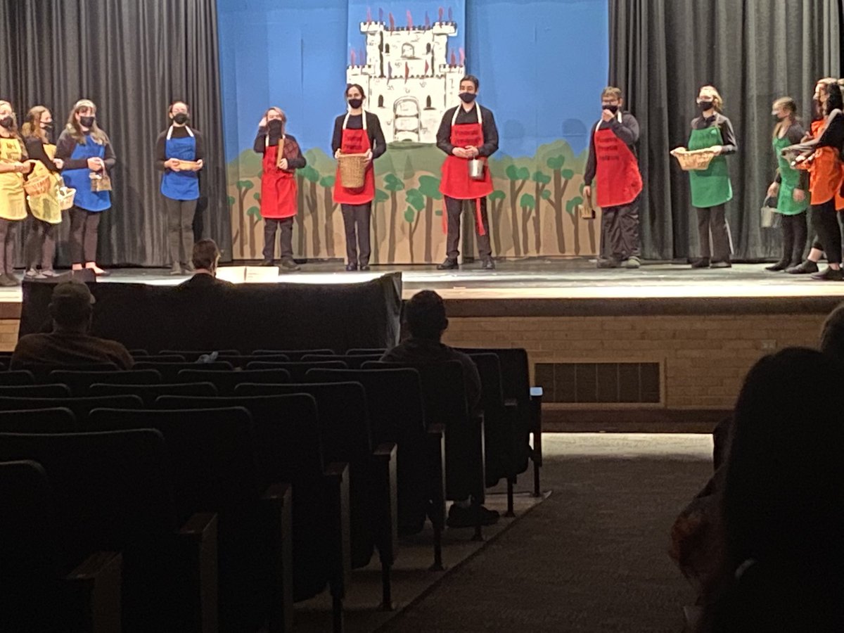 DOConnor880's tweet photo. So proud of our students in the SCSProduction of The Phantom Tollbooth. #GoWildcats https://t.co/K4wG8xKlpa
