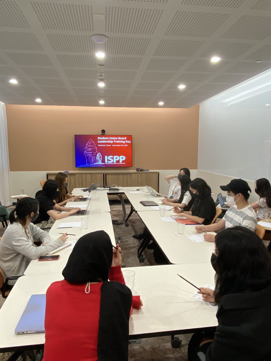 LHole81's tweet photo. It’s foolish to assume young people can simple step into lead roles & have capacity & skills to advocate for peers. Spending a day working with @ISPPCambodia Ss to explore leadership & their roles as student leaders. #edchat #EdAsia #Studentleaders https://t.co/DVggpfdWM2
