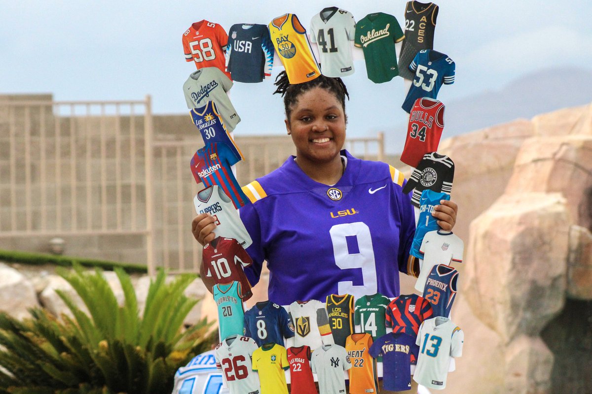 LVSilverStars's tweet photo. Happy #NationalJerseyDay
The squad repping their favorite jerseys.
📸: @iteambrenda
@wnfcfootball
#SilverStarsSquad #SilverStarsStrong #LasVegasSilverStars #webelong #squad #LasVegas #WNFC #WNCFproud #fyp #NationalJerseyDay https://t.co/BKk2RYUG5O