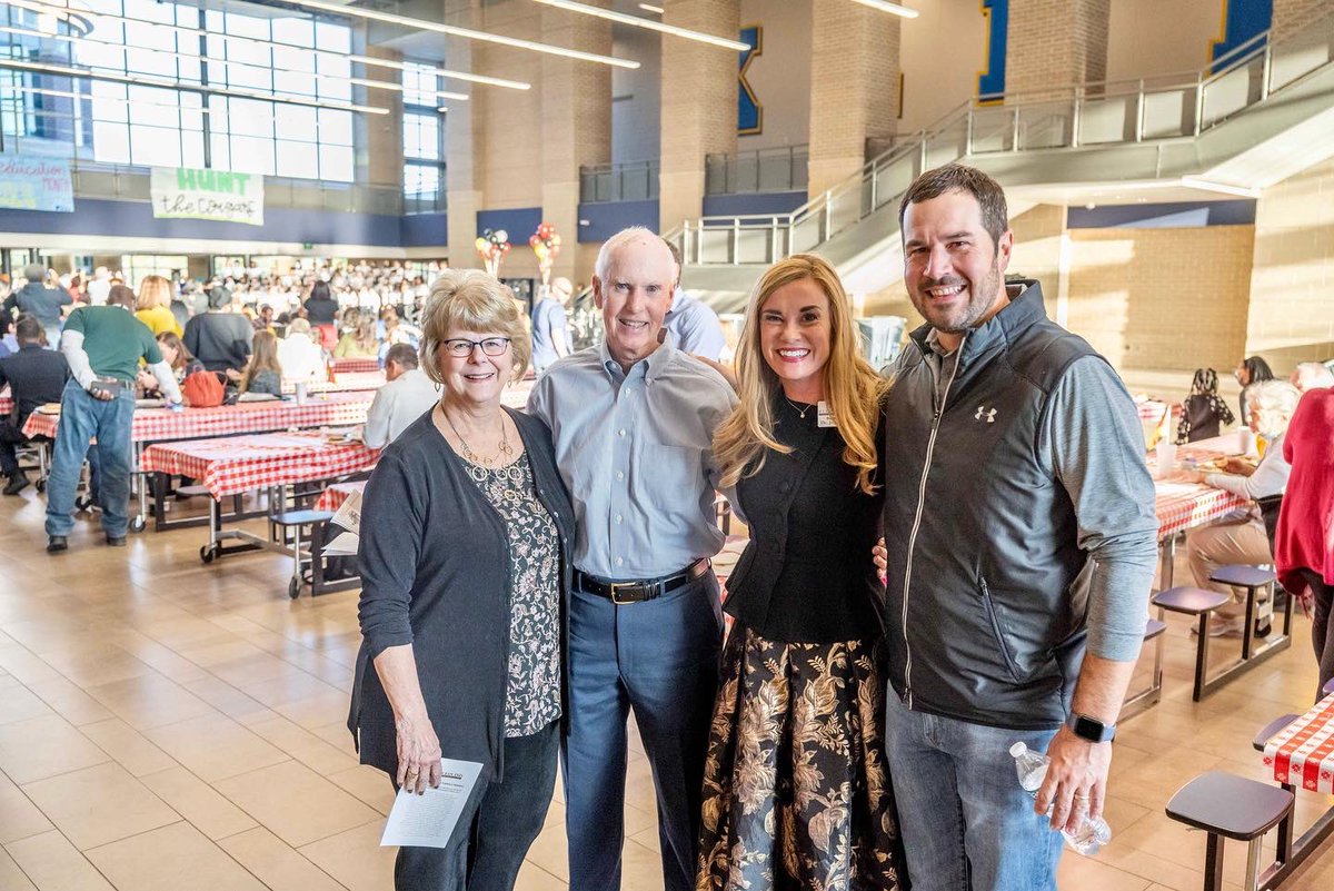 KleinISD's tweet photo. We had a great night honoring our Klein Founding families and the traditions that make our Klein community so amazing at our 50th Annual GermanFest! https://t.co/Uj7SPpiAvu