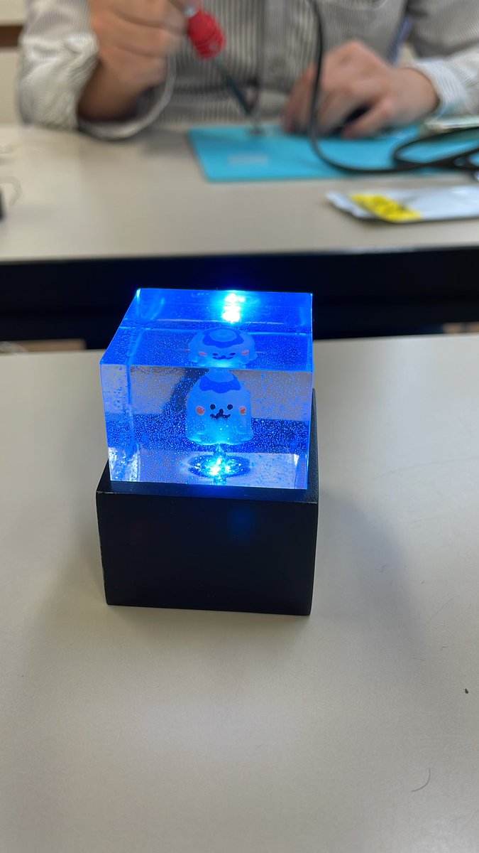 mikasa231's tweet photo. 今日は、Code for SUSONO のCO2センサーもくもく会に来てるよ。簡単な配線で状態が見えるようになるんだね！　#codefor https://t.co/7BtXKjtv4h