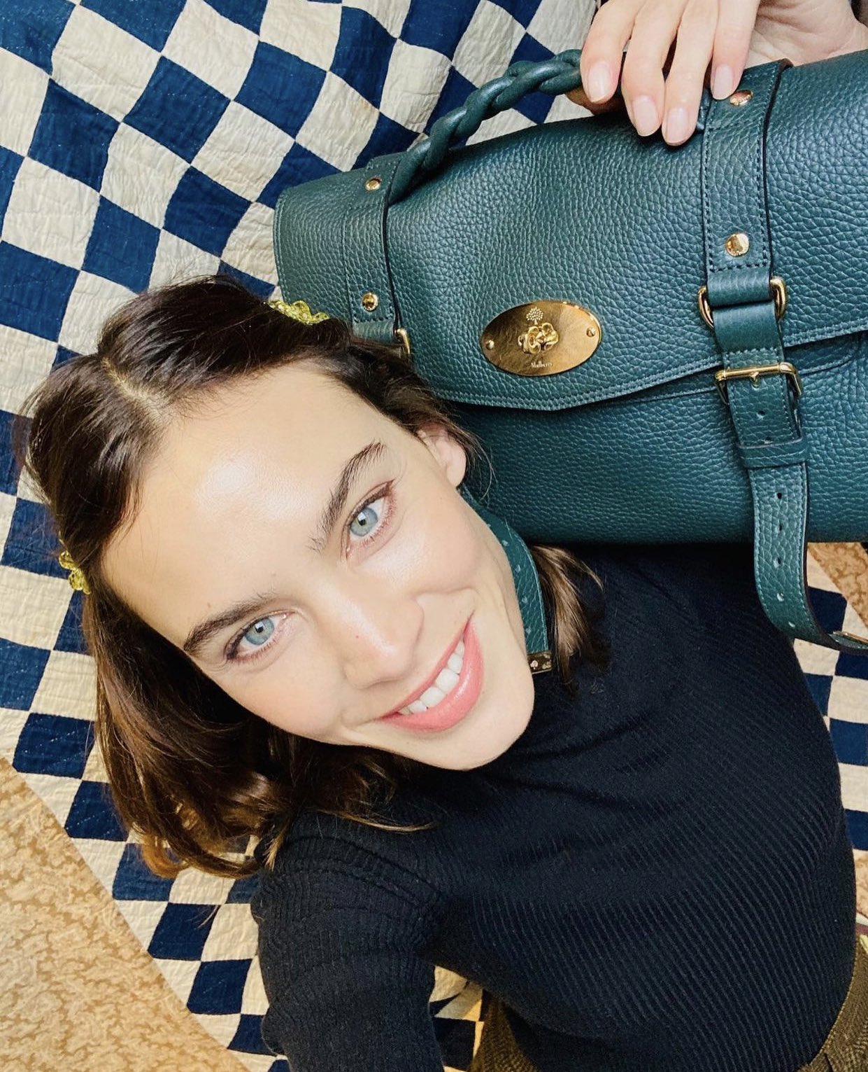 Happy birthday to the coolest scorpio gurl,       38 looks great on you 