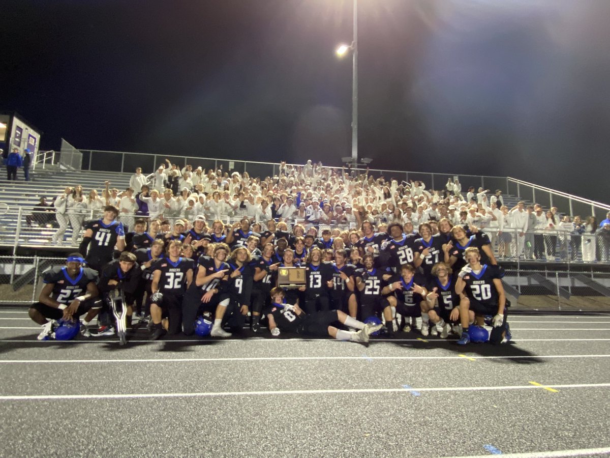 geauxroyals's tweet photo. Congrats @RogersRoyalsFB on the Section Championship and a birth into the State Tourney! https://t.co/J2NjKFutGU
