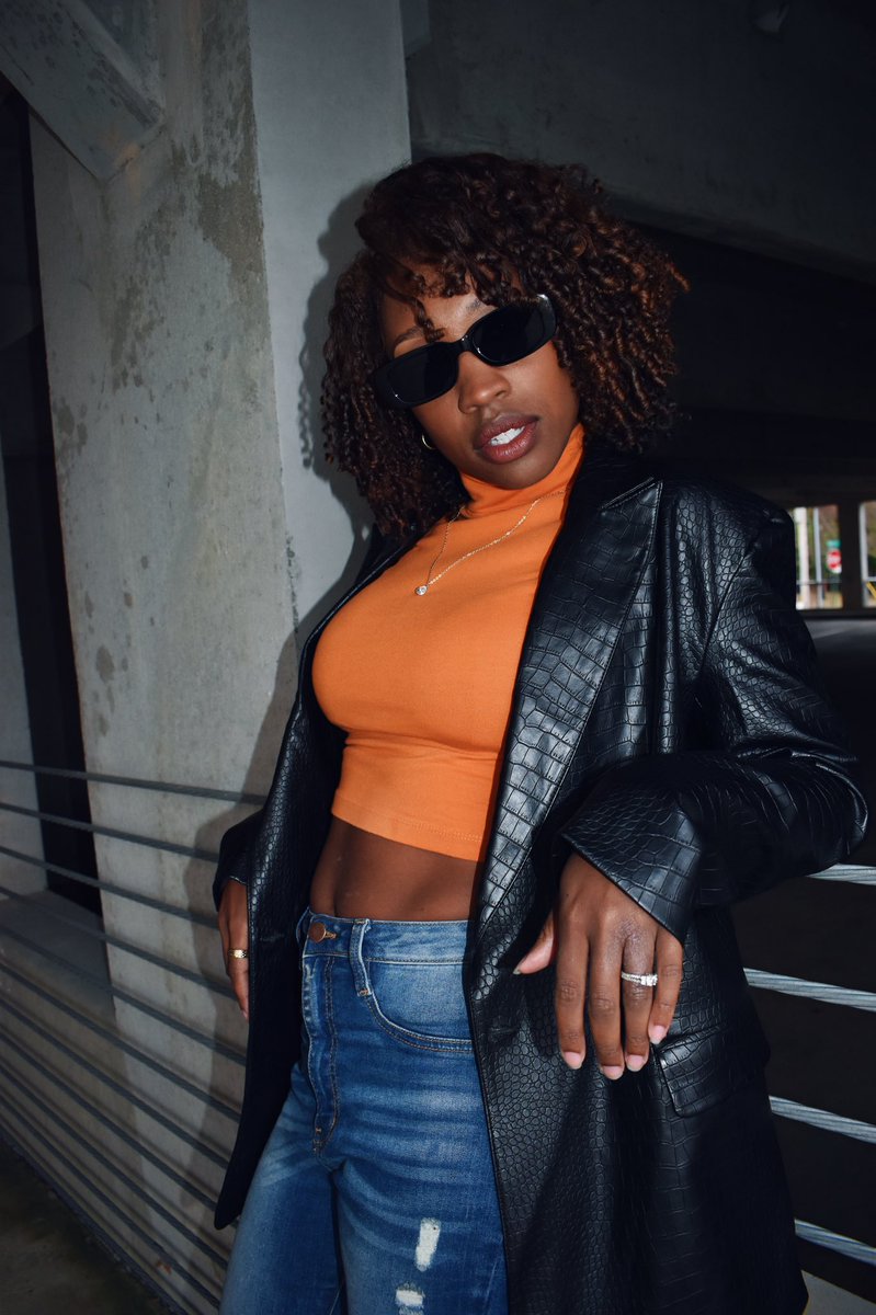 Sending major birthday love to our very own, Meesa Jones who celebrated her 27th year on Wednesday! 🥳🥳 Drop some 🎂 in the comments for the birthday girl. #HappyBirthdayMeesa