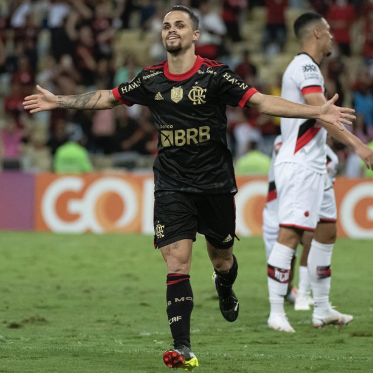 cahemota's tweet photo. Direto e reto: você escalaria Michael de titular na final da Libertadores ou deixaria como opção importante no banco de reservas? 

#gefla https://t.co/aamG0coPdu
