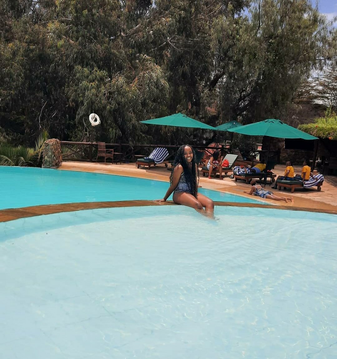 StycieWaweru's tweet photo. Someone said 7 days without swimming makes one weak. I had so much fun swimming at this spacious pool. Great Rift Valley Lodge and Golf Resort is definitely the place to be๐
#thegreatriftvalley #kenyanlodges #kenyanholidays #kenyangolfcourse #kenyangolf #golf #naivasha #kenya https://t.co/lhzzGEzWmD