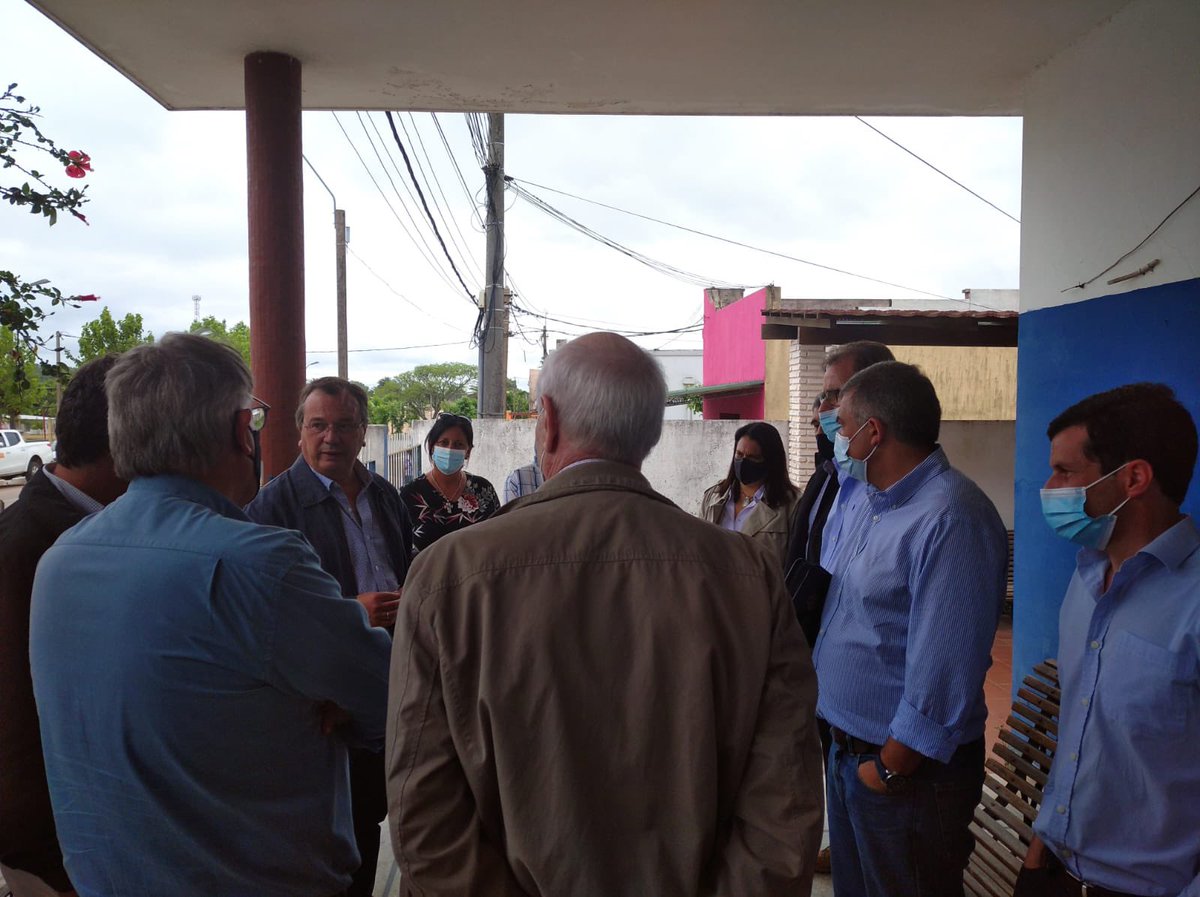 👉 El Ministro de Transporte y Obras Públicas <a href="/JLFalero/">José Luis Falero</a> recorrió Cerro Chato y Santa Clara junto al Intendente de Treinta y Tres. 
El Ministro enfatizó que primará la calidad de las obras y que los Gobiernos departamentales son muy buenos socios para mejorar al país desde adentro