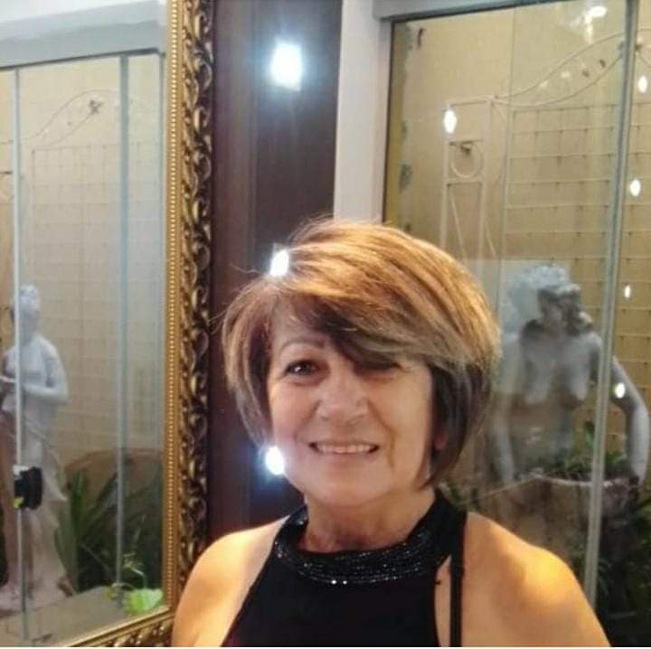 faveraojunior's tweet photo. Mãe, minha melhor amiga, minha rainha! Hoje é seu aniversário e eu não poderia deixar te parabenizar e agradecer pela mãe incrível e companheira que você é, que sempre está comigo para me apoiar e aconselhar.
Quero que seja muito feliz te amoooo.😘🙏😇😍🎂🎉🎊🎈👏 https://t.co/V9Tg1M2oAQ