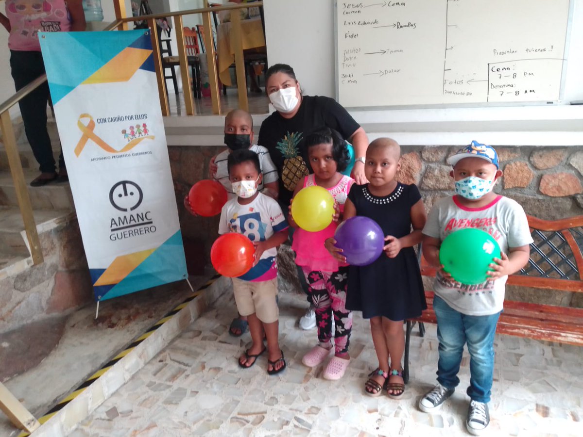 AMANC_GUERRERO's tweet photo. Muchas gracias a la enfermera Perla Chavez y sus amistades por esta bella visita a nuestros niños, con muchas sorpresas, gracias por siempre mantenerse al pendiente de nuestros pequeños.
#somosAMANC 
#Ayuda https://t.co/HRKoIBDscS