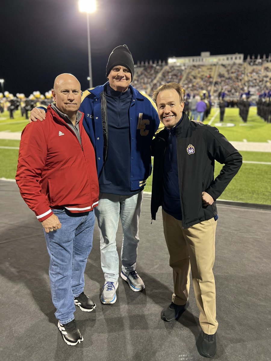 MontgomeryISD's tweet photo. At the #MoTownShowdown football game tonight, @LakeCreekHS Principal @PhilTweaton was honored for his 13yrs in MISD as principal of both high schools, surrounded by students &amp; staff as well as district admin and Board of Trustees. Thank you Mr. Eaton for commitment to excellence. https://t.co/ettLgg9wkZ