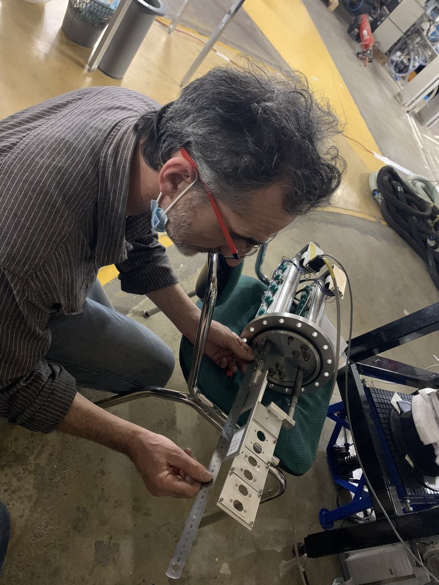 BastinBeyhan's tweet photo. Last mechanical adjustments at #ganil… J-10 before New JEDI moves to #ijclab. My colleague Georges on duty… always mastering things in a calm way #CoolAndEfficient https://t.co/9ps8kkRIKl