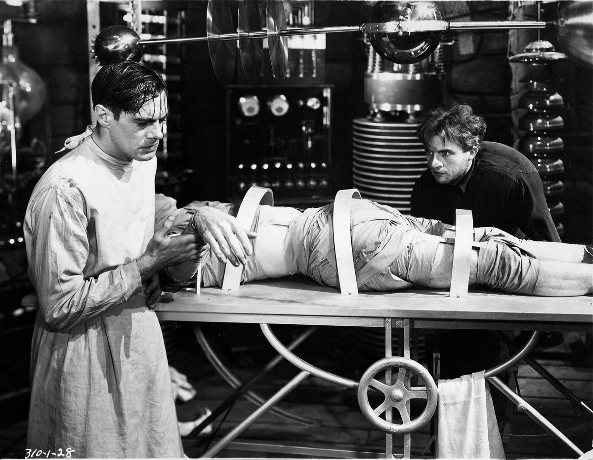 EugWSerra's tweet photo. On November 21, 1931, Frankenstein was released! #Frankenstein #BorisKarloff #ColinClive #JamesWhale #DwightFrye #MaeClarke #JohnBoles #EdwardVanSloan #FrederickKerr #MarilynHarris https://t.co/Mo4sa7bWcn