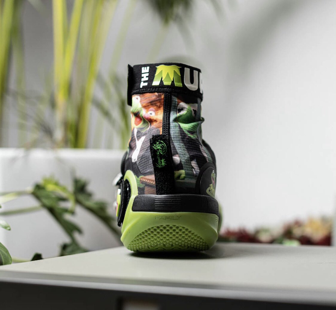 antaout's tweet photo. #W.PIC# 📸
Li-Ning WOW9 infinity ♾️ Kermit the Frog ​​​

🐸顶呱呱👍 ​​​

#lining #liningshoes #wow9 #liningwow #liningwayofwade #kermitthefrog #lininginfinity #liningsport #liningbasketball #sneaks066 #basketballshoes https://t.co/DudnqHIPjP