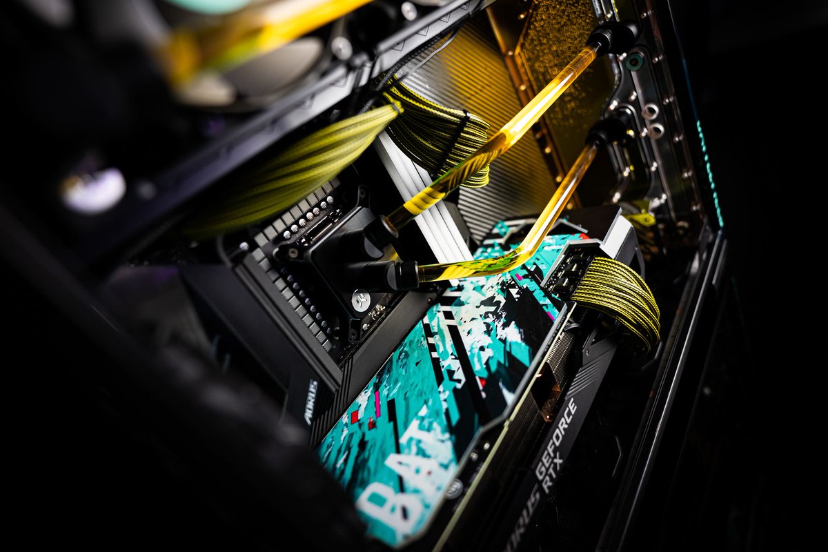 AorusOfficial's tweet photo. You're entering the warfare nowโ๏ธ - Check out the Project @Battlefield 2042 from #OracleMods!!
#PoweredByAORUS #DesIgnYourAORUS #UpgradeYourAORUS #AORUS @intel @IntelGaming https://t.co/gOVFUnIvyy
