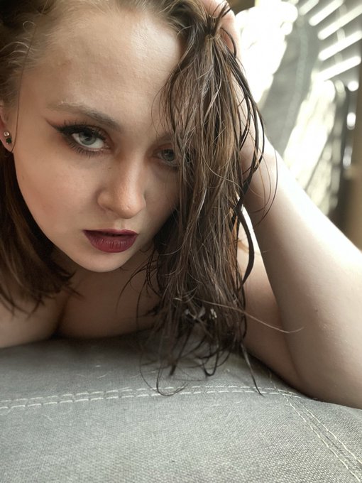 I want some sunshine and a good long cuddle&hellip;any takers? https://t.co/1TbboDc3mD<a href="/tag/nsfwtwt"class="tags"><span>#nsfwtwt</span></a>