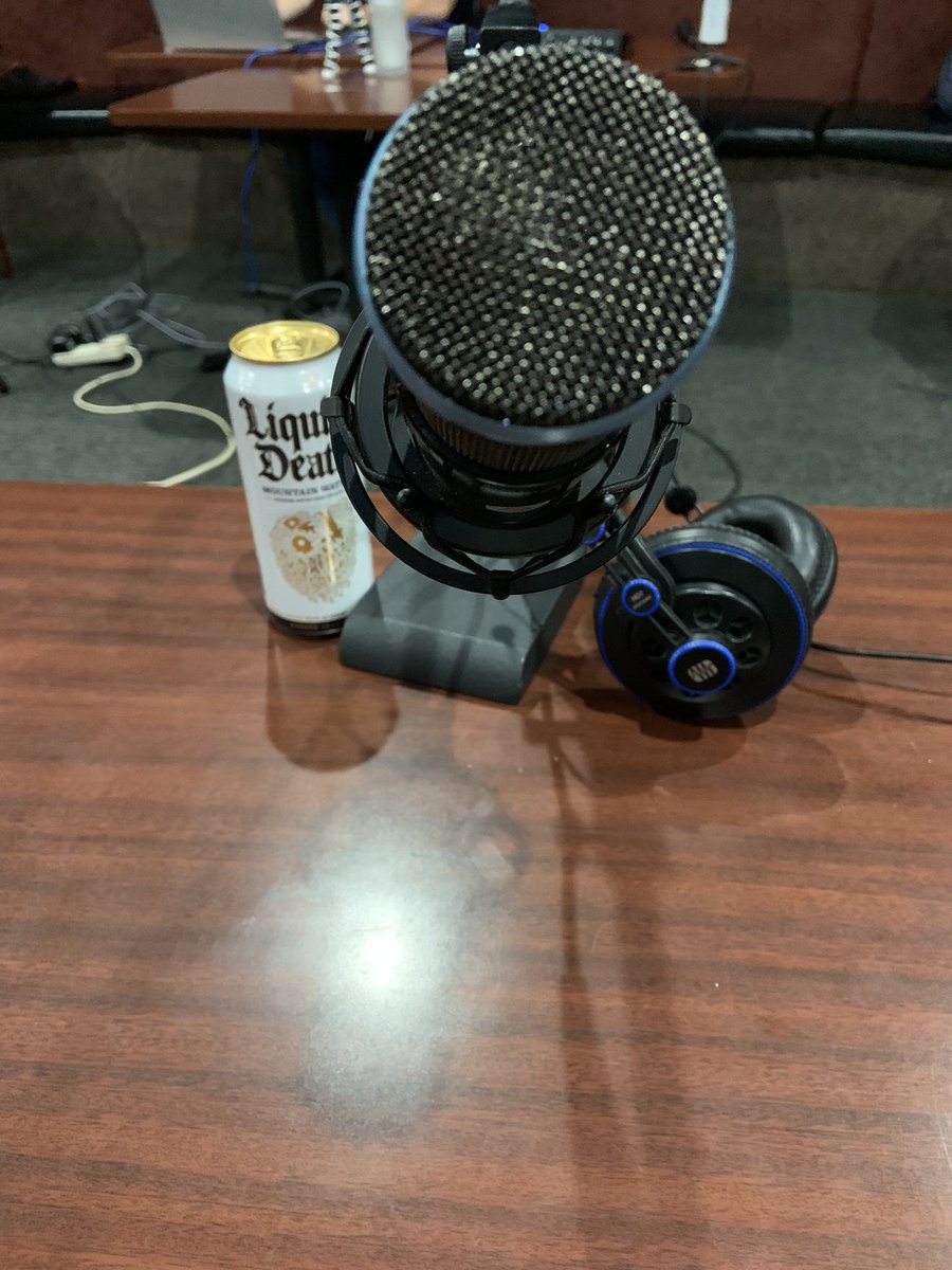 DoorGuysPod's tweet photo. Lets do this 🤙🏽 https://t.co/Cth6DPaPwi