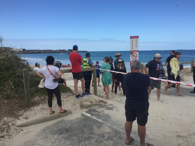 PerthNow tweet media