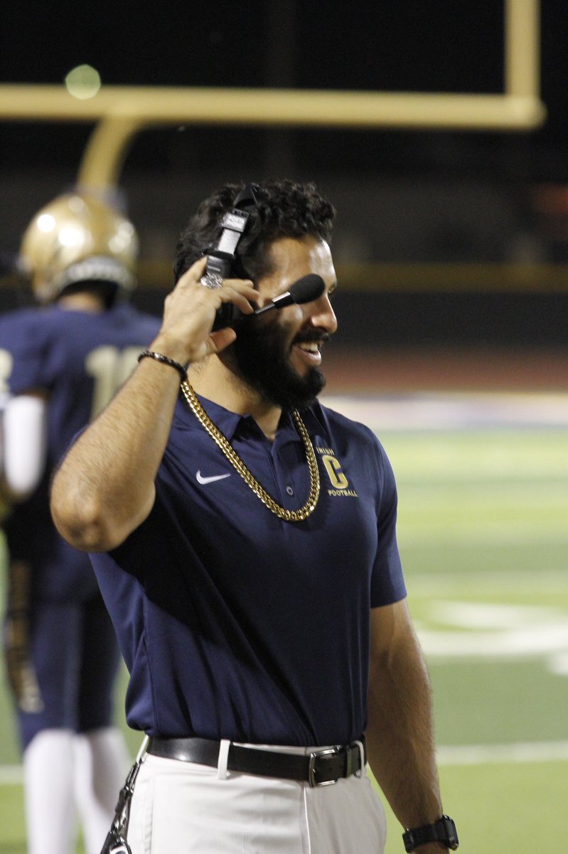 Oscar_Rene94's tweet photo. That’s a wrap on the season! The Irish win 35-34! ☘️ 
Come home safe boys! Can’t wait to chop it up with y’all and go crazy! @cathedral_fb @LaCate_EP https://t.co/wri8ZrmreW