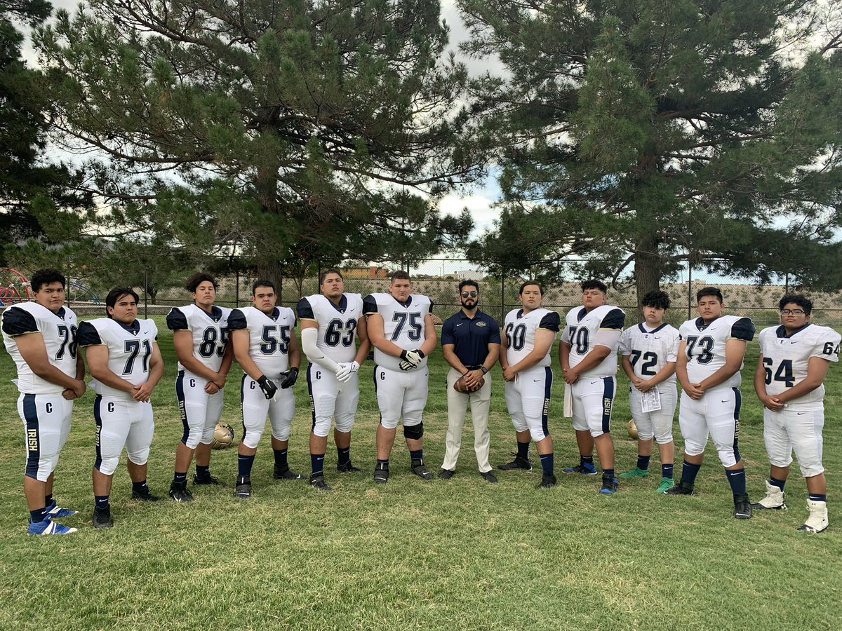 Oscar_Rene94's tweet photo. That’s a wrap on the season! The Irish win 35-34! ☘️ 
Come home safe boys! Can’t wait to chop it up with y’all and go crazy! @cathedral_fb @LaCate_EP https://t.co/wri8ZrmreW