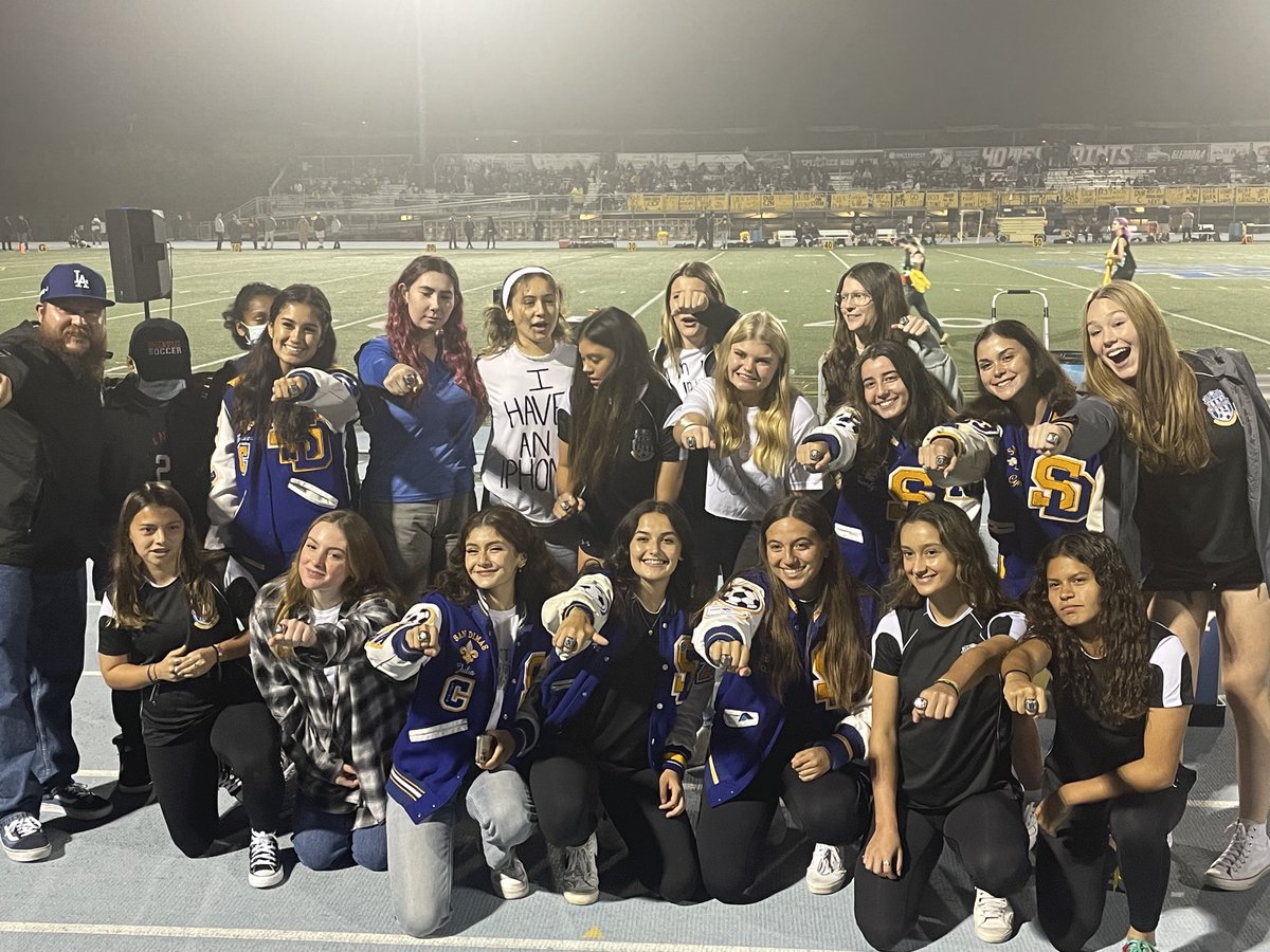 SanDimasHSAP's tweet photo. The first State title 2021 San Dimas Girls Soccer. What a season. Go Saints! ⁦@SGVNSports⁩ ⁦@James_Escarcega⁩ ⁦@210PrepSports⁩ ⁦@BonitaUSD⁩ https://t.co/l1vJz0CEVs