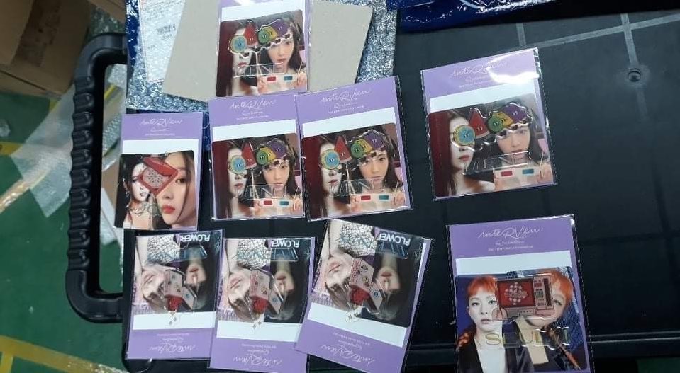 seoulfindsph_'s tweet photo. #SFPH_Updates
🚀photos attached are orders that arrived in our KR add (sealed, unsealed & non-album)
🚀pictures are not real-time, these might have arrived earlier, and some order are not yet opened by our consol from their packages
thank you for trusting us! ^_^ https://t.co/u9EVUewMyg