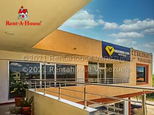 louisianavsrah's tweet photo. Listado de Locales Comerciales en venta en la ciudad de Punto Fijo:
https://t.co/5I76bwqY4g
-
-
#LocalenVenta #PuntoFijo #VentadeLocal
#VentaInmobiliaria #PuertaMaraven #AvOllarvides #Paraguana #ZonaLibre #GaleriasParaguana https://t.co/QnFOyuv8oH