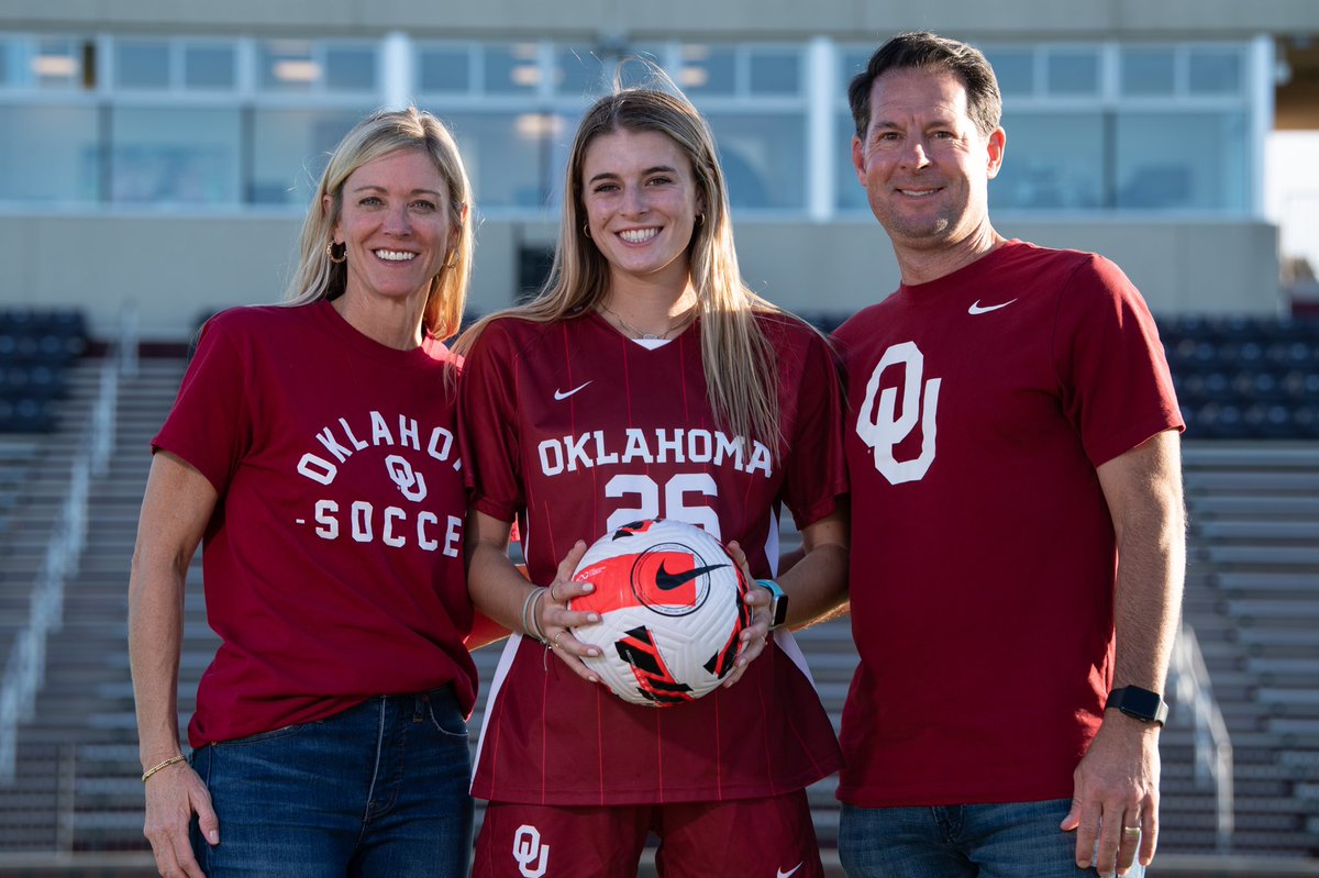cpwags10's tweet image. t-2 months!!!!! #boomersooner #legacy22 #OUDNA @MCarrSoccer @OU_WSoccer