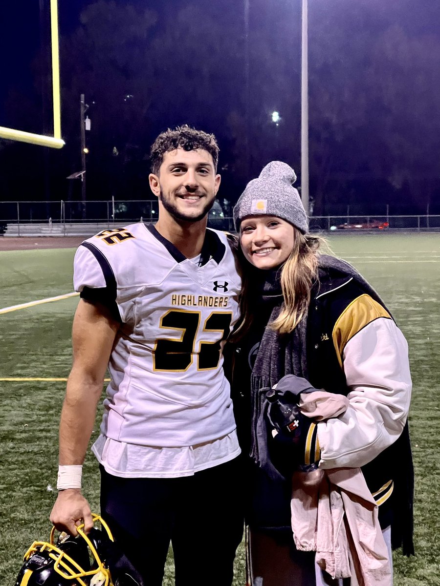 PetronaciSamuel's tweet photo. PLAYOFF WIN!!! LETโS GET IT BLACK AND GOLD!! ๐๐๐กโซ๏ธ๐ก๐๐ #hsfootball #NJFootball #NJCOM #MENSLAX #njlax #boyslax #hslax @WMFBBC @WMAthleticDept @wmhometownpride https://t.co/m1nSHsYedD