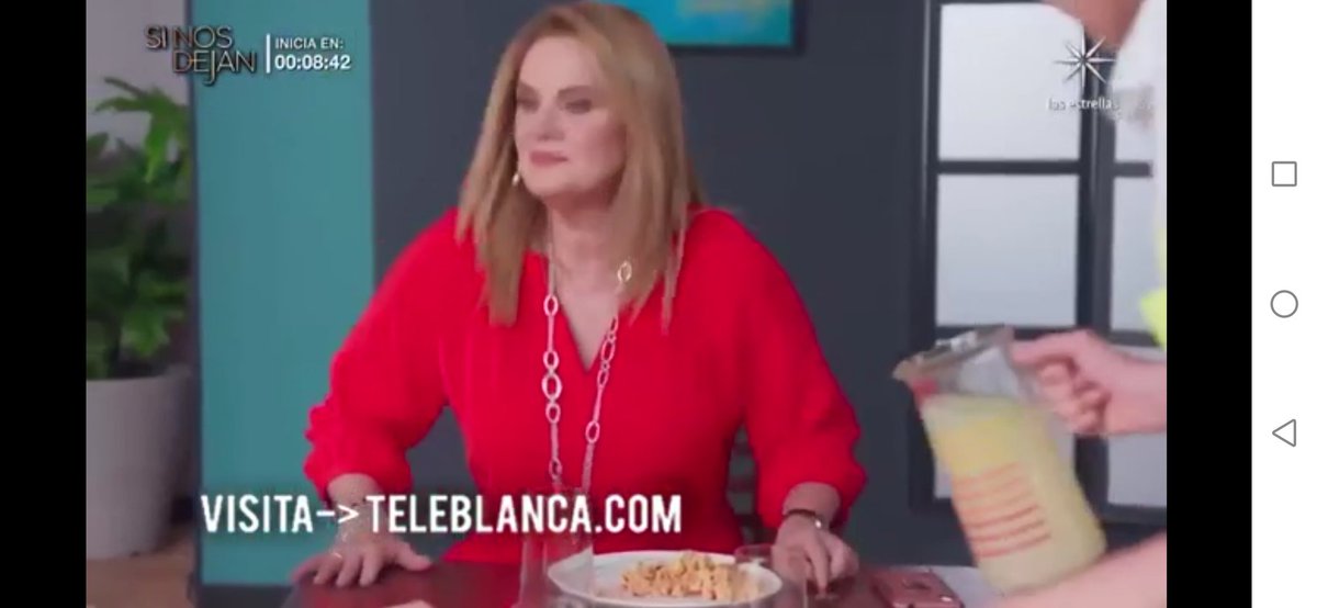 viviana78597793's tweet photo. #CarmenChula te vez hermosa de rojo
#TeamCarmen
#VencerElPasado https://t.co/xA0eGlL2km