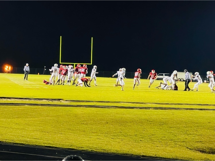 BryanCountyMHS's tweet photo. A big win for our Redskins football team tonight to wrap up the 2021 season! #BeBC❤️🤍🖤 #GoRedskins🏈 #WeAreRising💯 https://t.co/ZHpRXFKSyZ