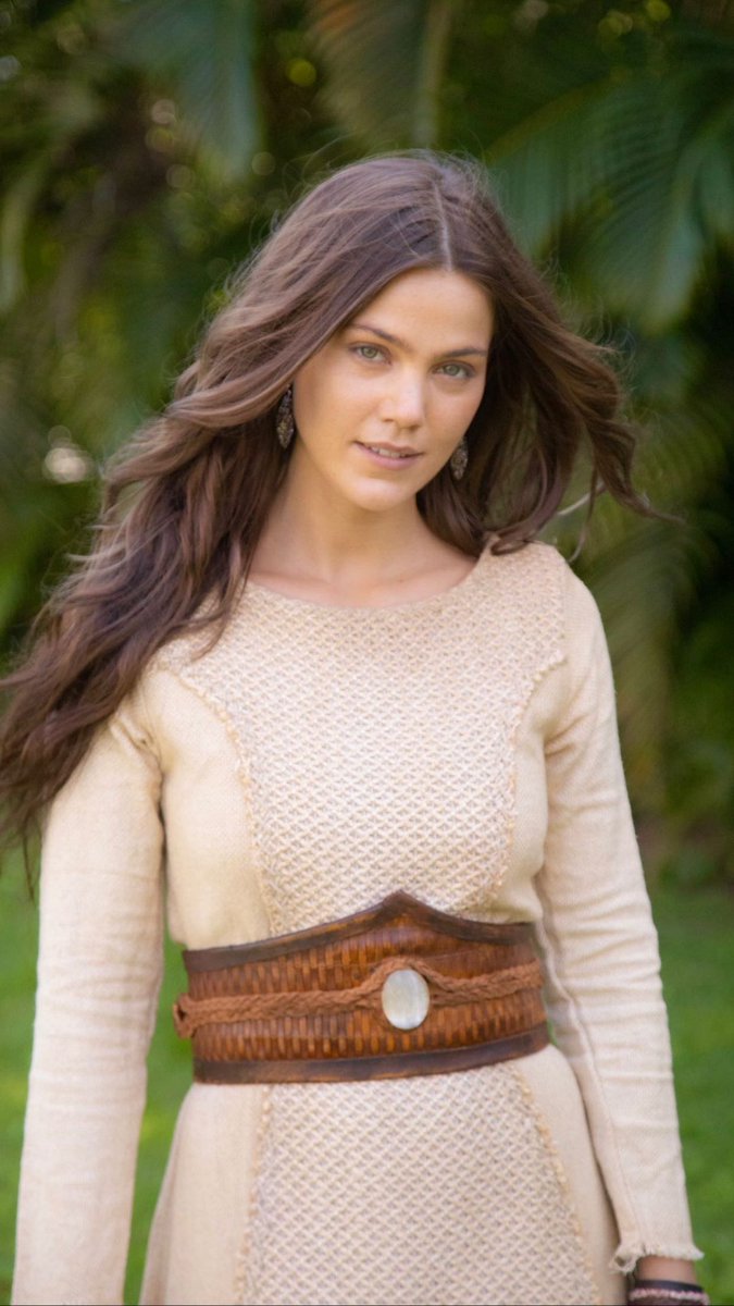 seriereyesoficl's tweet photo. Ela, que fez sucesso como Liba no sucesso Gênesis, está confirmada no elenco da novela Reis.🇧🇷
La hermosa Liba,Pamela Tomé, confirmada en el elenco de Reyes🇨🇱🤴👸
#Reis #JudaETamar #TrianguloAmorosoEnGenesis
#GénesisEnTVN https://t.co/ZCsidoqlDw
