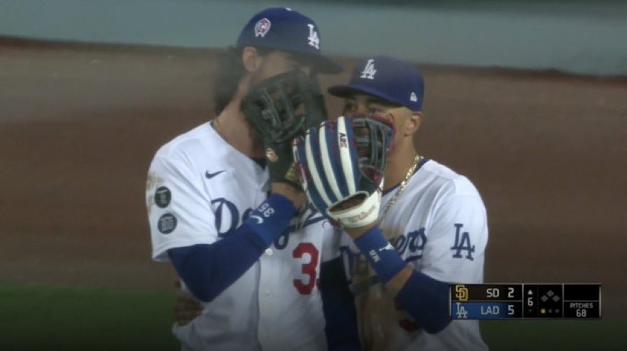 gabyiscools's tweet photo. I’m not saying that joc pederson is who he is because of us but I’m saying joc pederson is who he is because of us https://t.co/OecbioK2Oa
