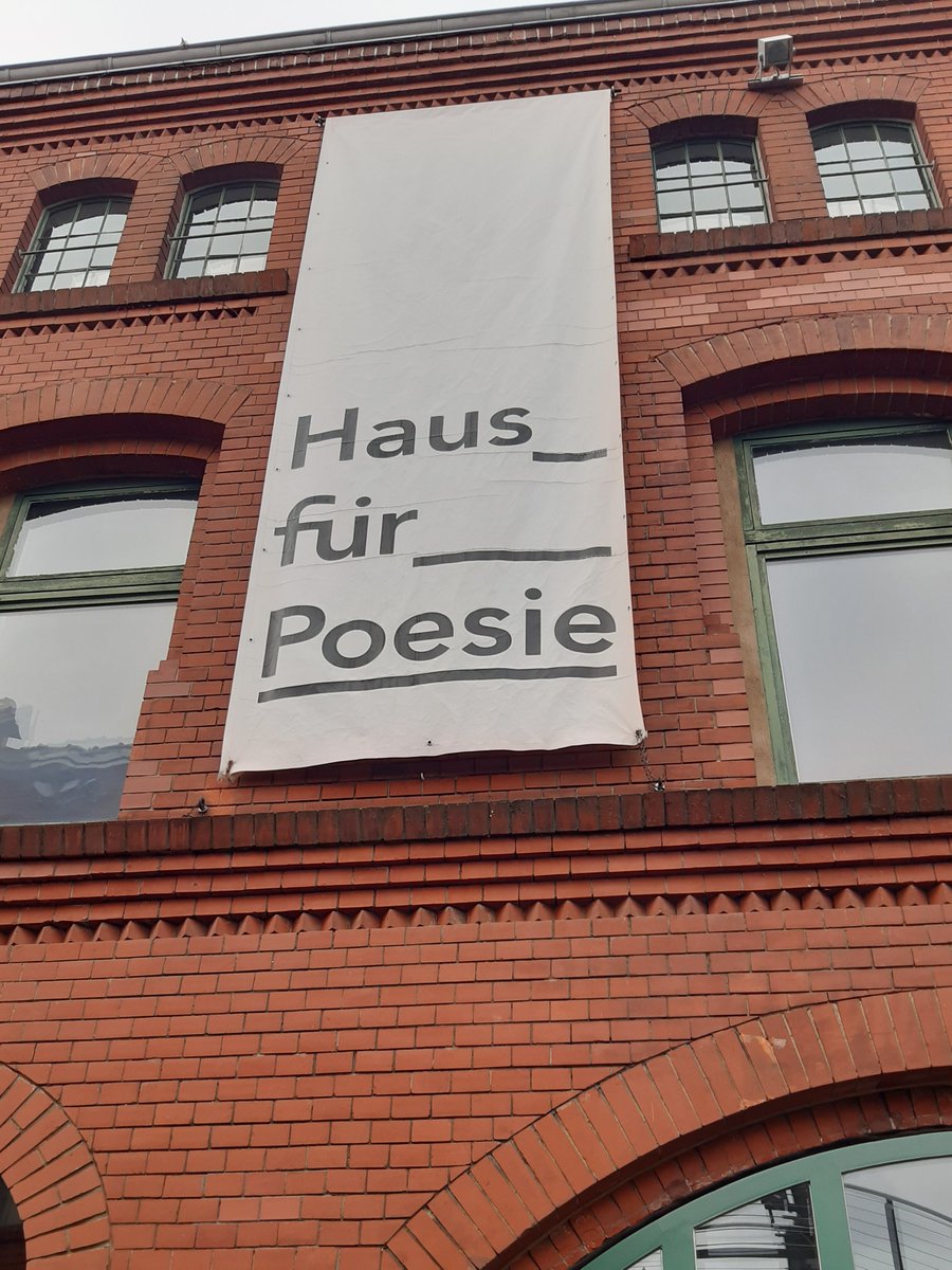 NielsPenke's tweet photo. Heute mit @ERCPoetryDA https://t.co/UzBRDb1Guv