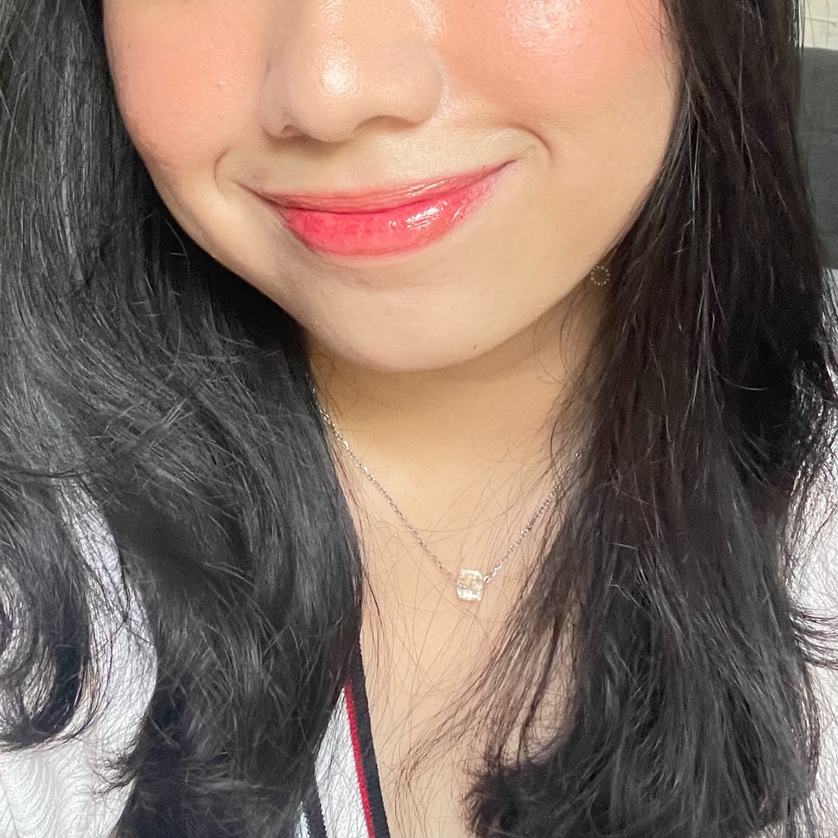glowskinsoon's tweet photo. tadi sok ngide ombre ombre lips dan ternyata not bad lah ya😆

tapi kalo buat keluar pake masker ga perlu pake gloss udah oke juga sih hahaha https://t.co/LIZKntSS8u