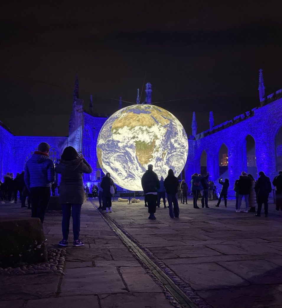 edengirlscov's tweet photo. 🛣️ GO THE EXTRA MILE 🛣️

If you are a loose end this weekend, head to @CovCathedral and see the stunning @lukejerram #Gaia exhibition #EarthArtWork 🌍

(And feel very proud that you know who Gaia is thanks to your hard work learning your #ClassicalCivilisations!) https://t.co/QP1igH4GFq