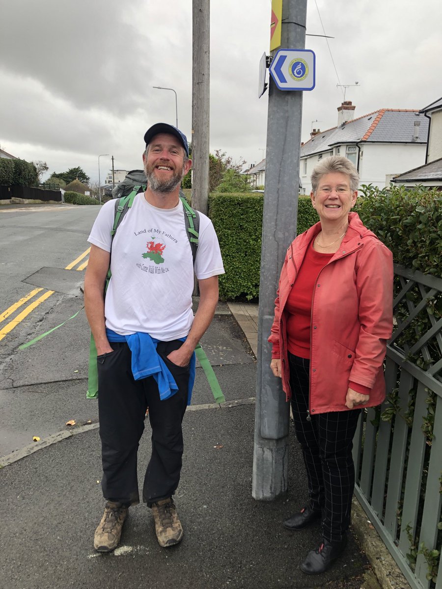 Jane Hutt (@janehutt) on Twitter photo Huge congratulations to my dear nephew Ian Howells for reaching his 1,000 mile for his fundraising walk offas dyke and Wales Coast Path. So proud! <a href="/Landofmyfather1/">Landofmyfathersproject</a> Huge congratulations to my dear nephew Ian Howells for reaching his 1,000 mile for his fundraising walk offas dyke and Wales Coast Path. So proud! <a href="/Landofmyfather1/">Landofmyfathersproject</a>