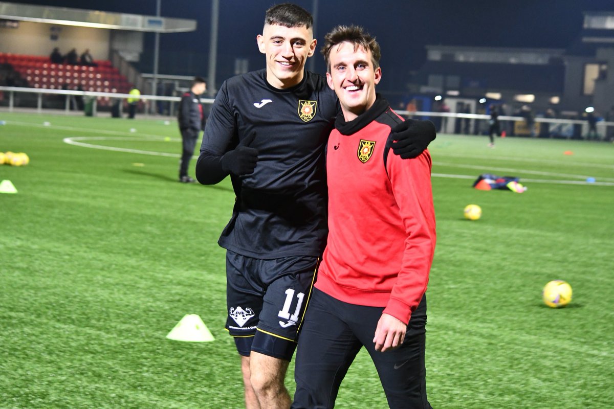 albionrovers's tweet photo. Big smiles.

That feeling when it’s Saturday and you know the 3 points are already in the bag 😁😄 

@JordanMorton92 @charliereilly_1 https://t.co/XRCOumpbrF