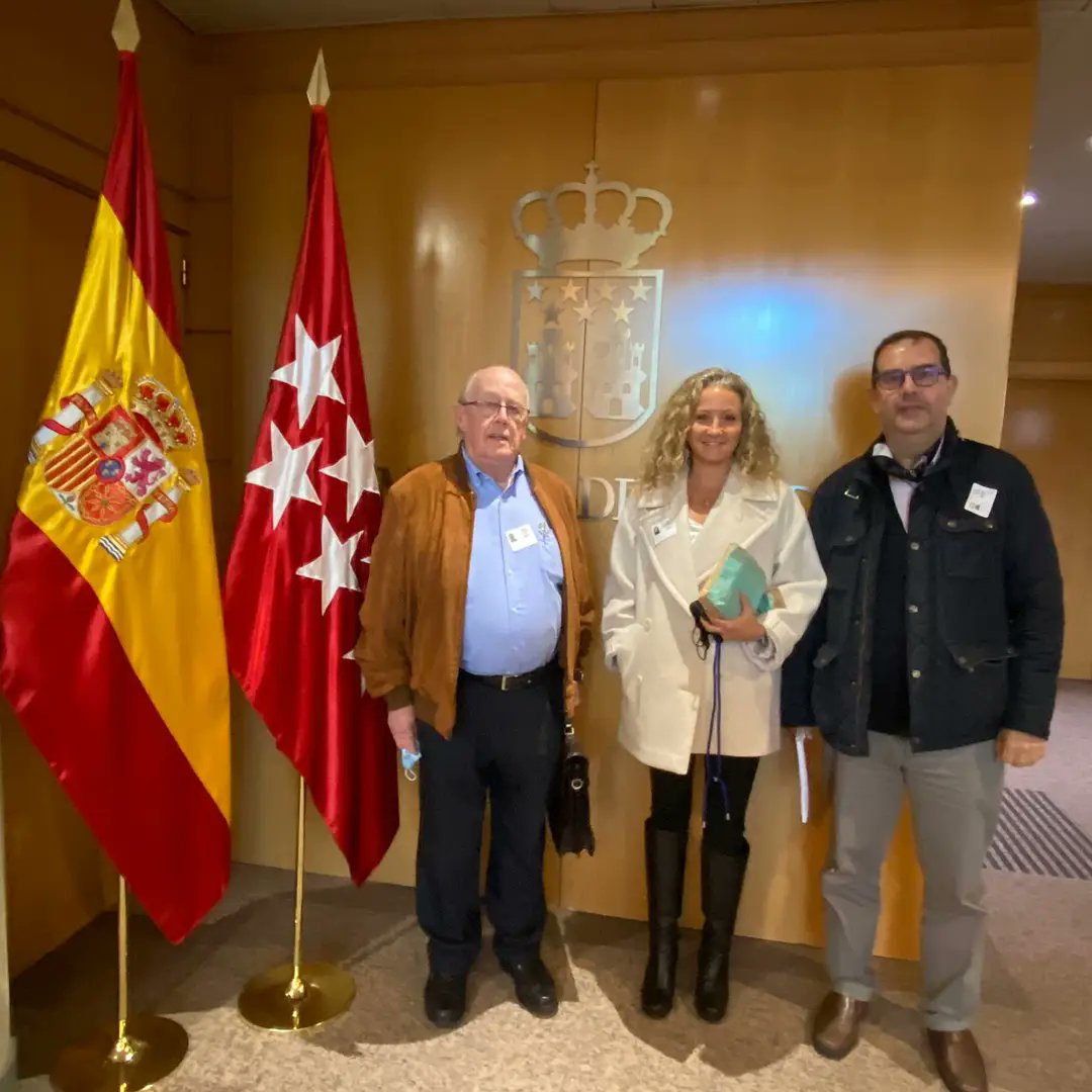 fernavillalain's tweet photo. Apoyando la inmensa labor de @mayoresceate con nuestros mayores 
Reunión con Grupo Popular Asamblea de Madrid, para lograr difundir y sostener su trabajo con miles de voluntarios culturales.
Con @corralcpedro  , @bravosanchezm  y Maria del Mar Blanco.
Mil gracias 
#FelizSabado https://t.co/8a3MkKYV0O