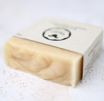AislingRoche1's tweet photo. Our Christmas Gift range is live!! A collab with other local businesses. Sheep's Milk Soap, Sheep's milk fudge, Premium sheep's milk chocolates. A hand-made wooden beech cheese board, or a subscription to Velvet Cloud. V limited volumes. Love RTs. https://t.co/CA2SCZXhJl https://t.co/Niu403Nsjj
