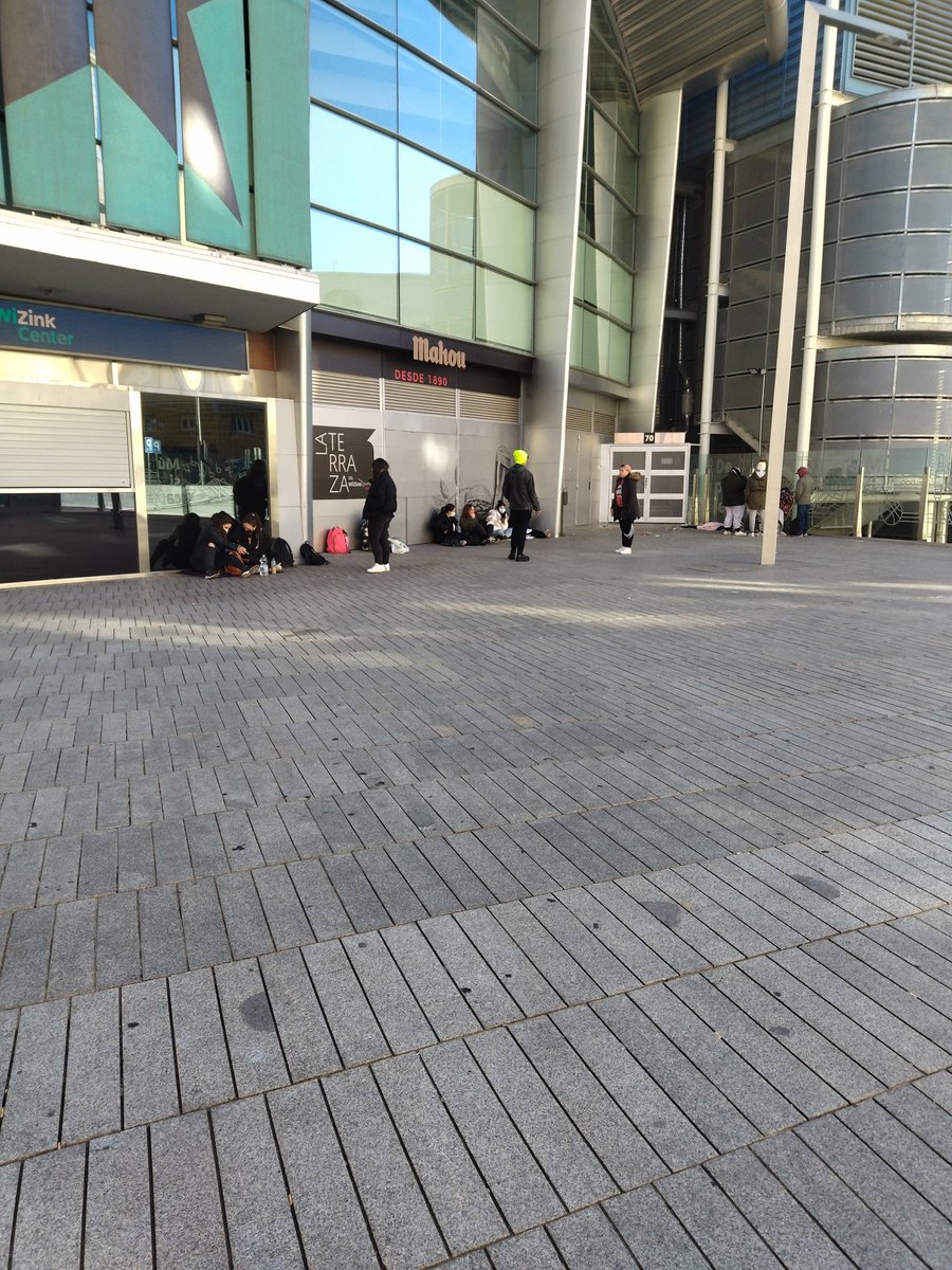 mewuitxu's tweet image. ven ya