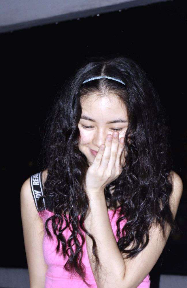 How can you hate her when she doesn't even do anything wrong? 

RESPECT KISSES DELAVIN
#Kissesdelavin