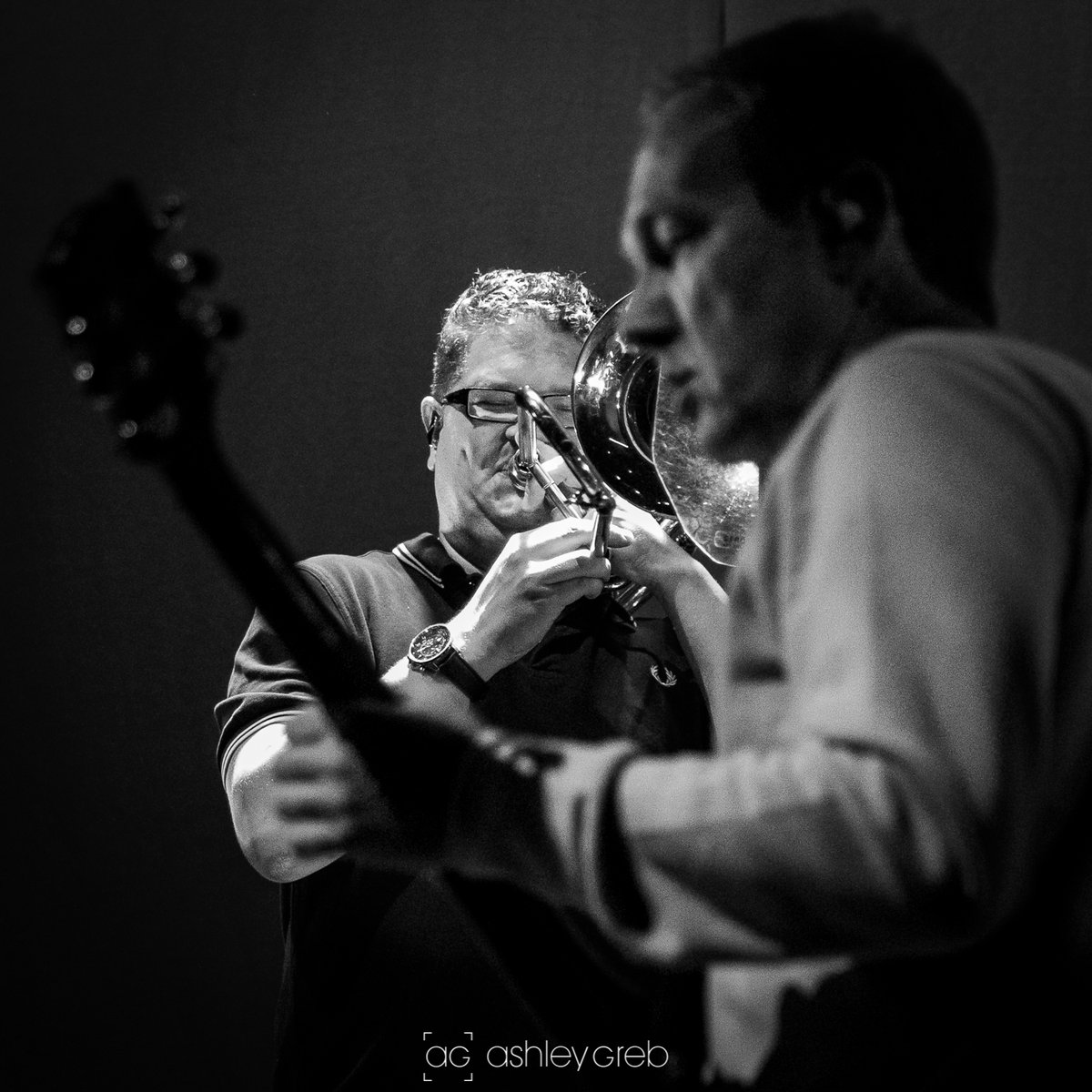 ashleygrebphoto's tweet photo. "Blow Tim Blow"
A very happy birthday to the man at the back, @thespecials' wonderful trombonist and all round good guy, Tim Smart.
#happybirthday #timsmart #thespecials #trombone #trombonist #tromboneplayer #musician https://t.co/ehuI1EISxV